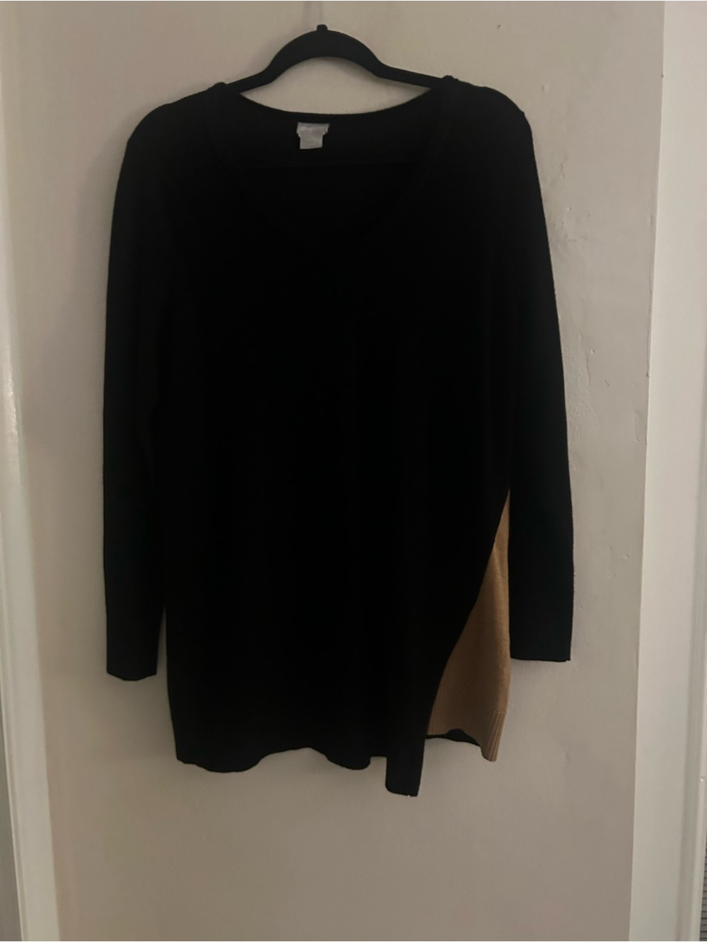 Chico's Black V-Neck Sweater with Tan Side Panel